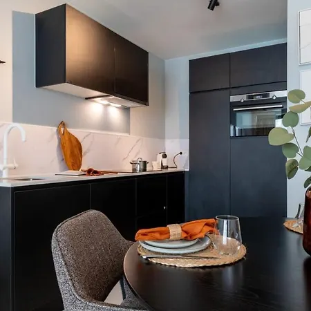 Huswell - At Sea - Modern 1 Bedroom *